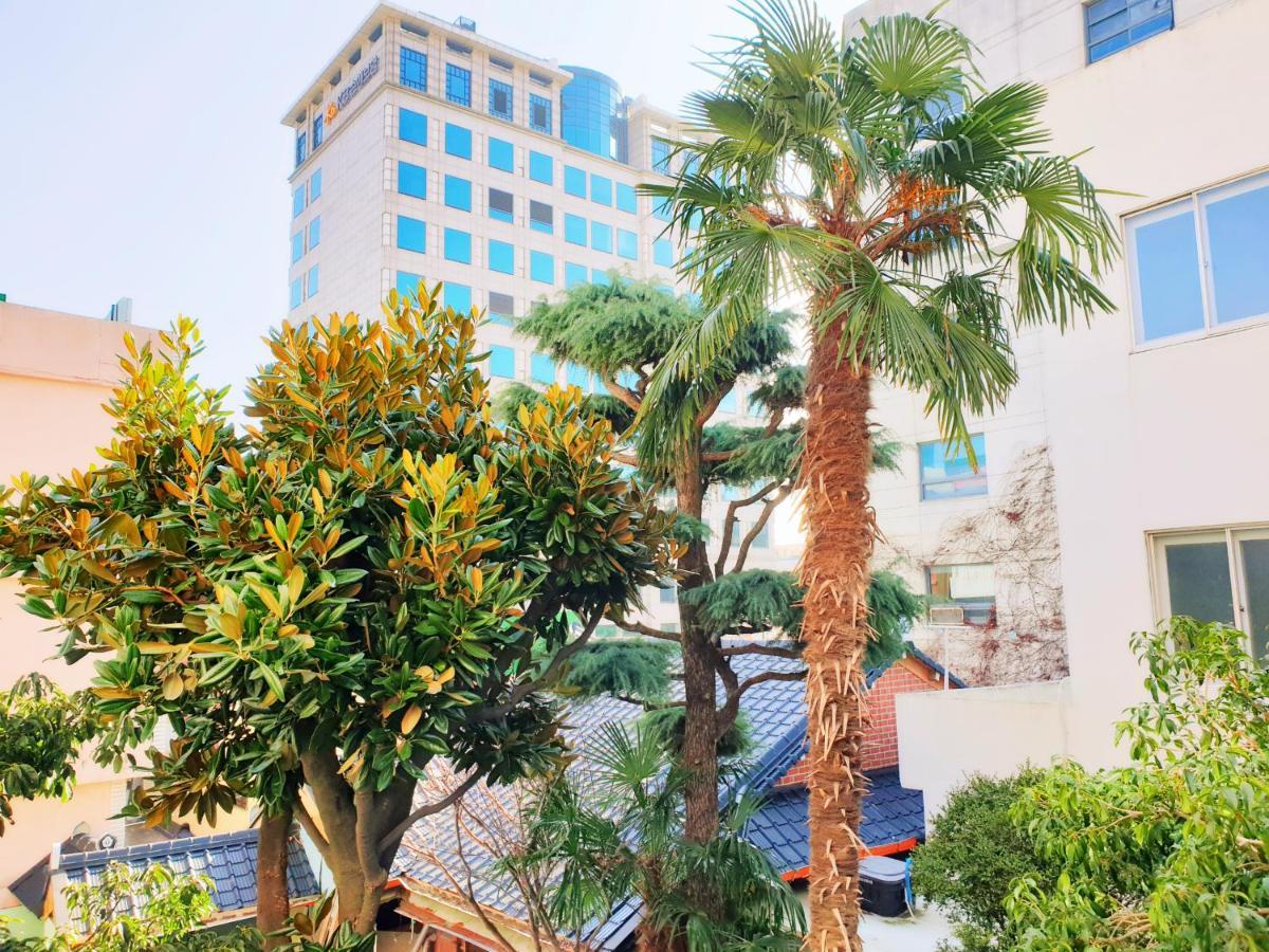 Picasso Guesthouse Mokpo Exterior photo